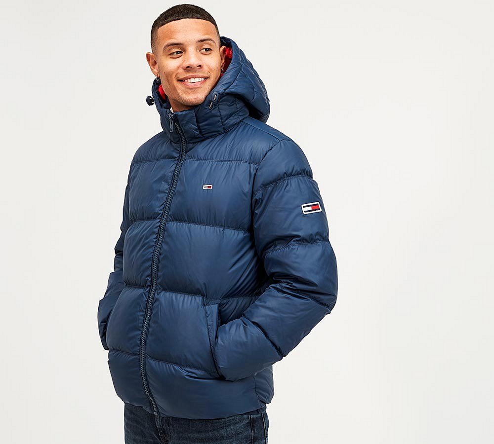 tommy jeans essential puffer jacket with logo in black