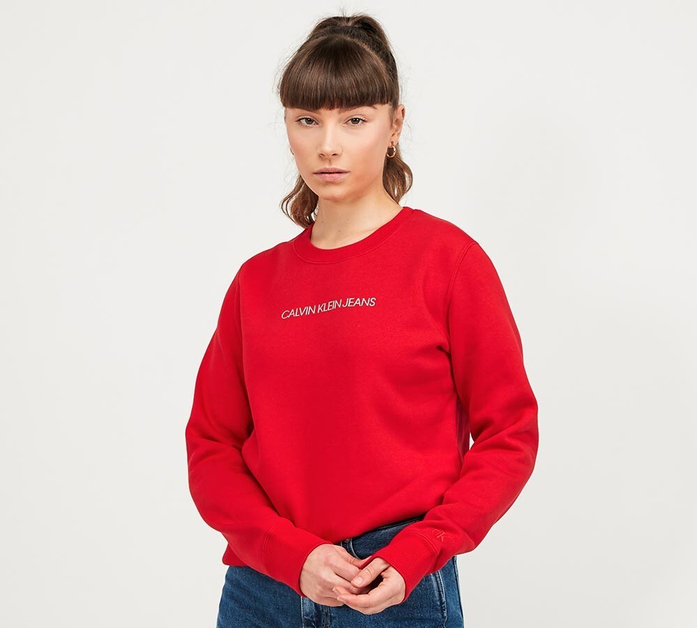 red sweatshirt womens