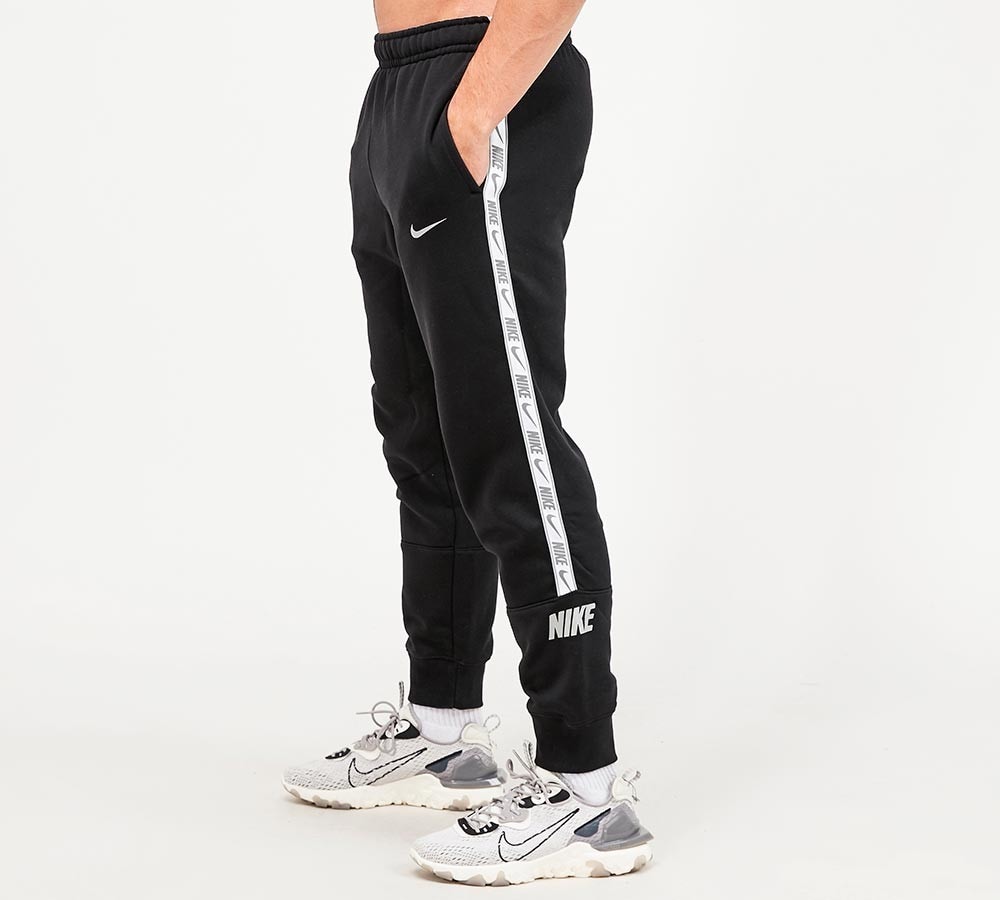 nike fleece jogger set