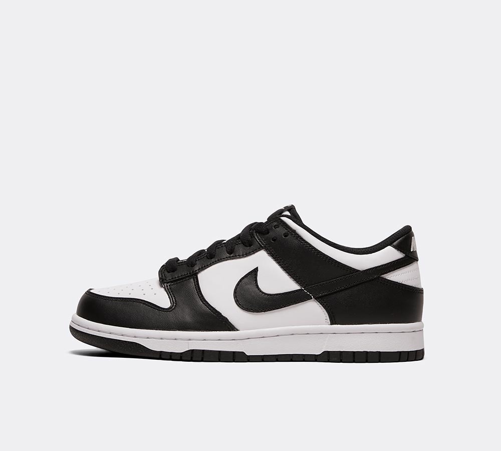 Nike Junior Dunk Low Retro Trainer | White Black |