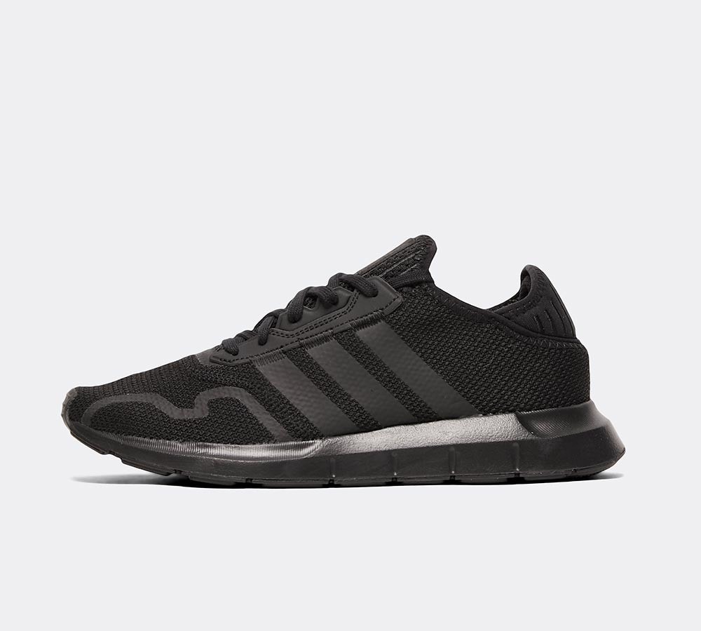 black adidas trainers swift run