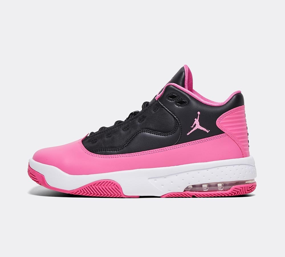 jordan max aura junior size 5