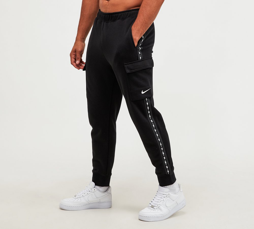 nike repeat joggers