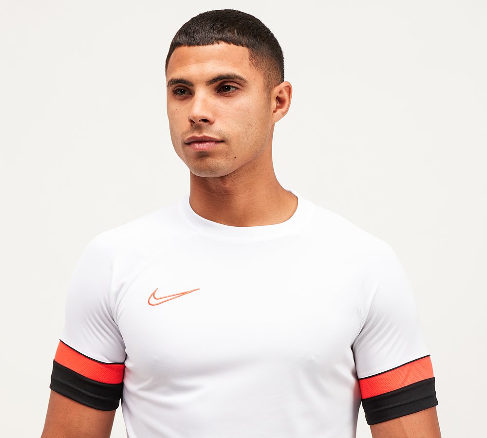 nike react t shirt