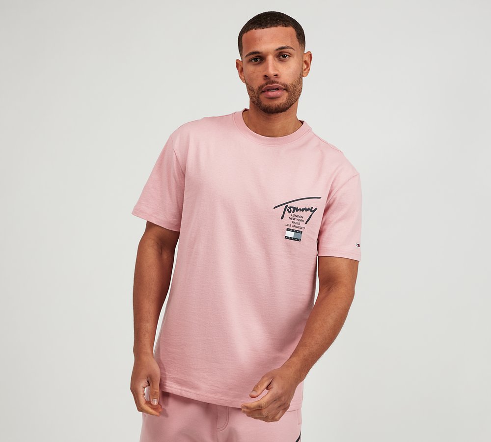 Tommy Jeans Essential Signature T-Shirt | Broadway Pink | Footasylum