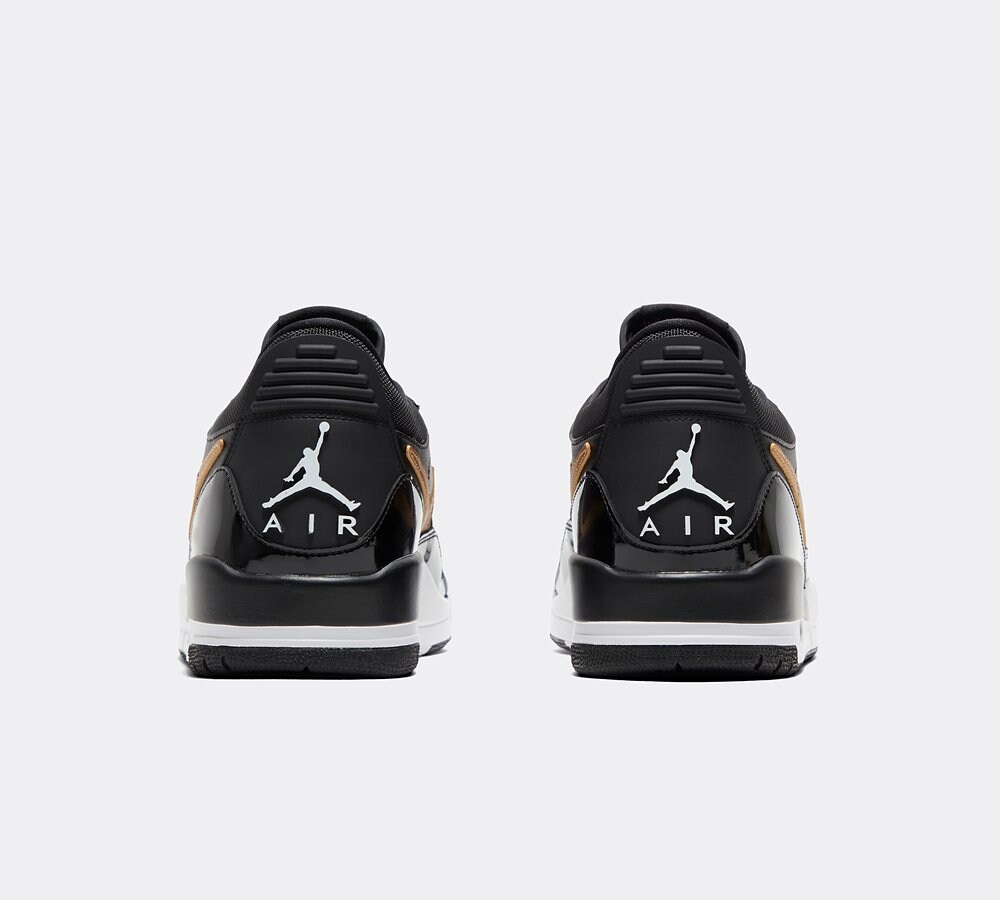 Air jordan legacy deals 312 black gold
