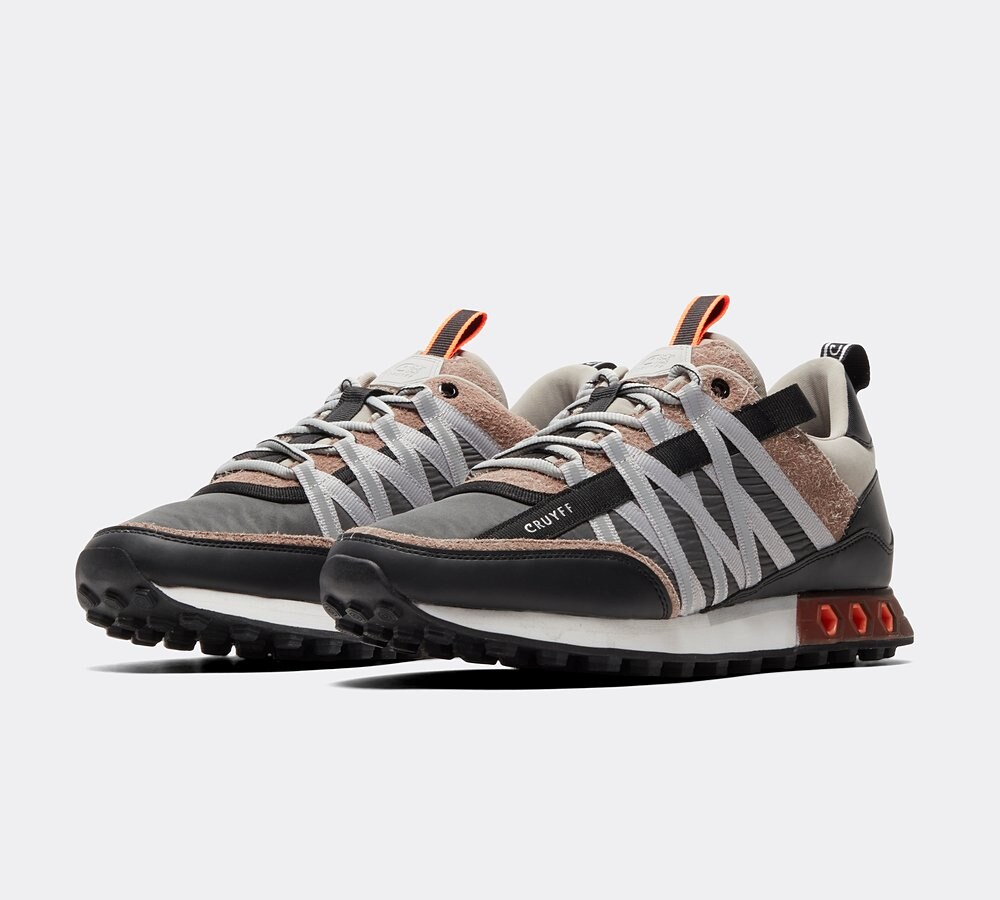 Cruyff trainers hotsell footasylum