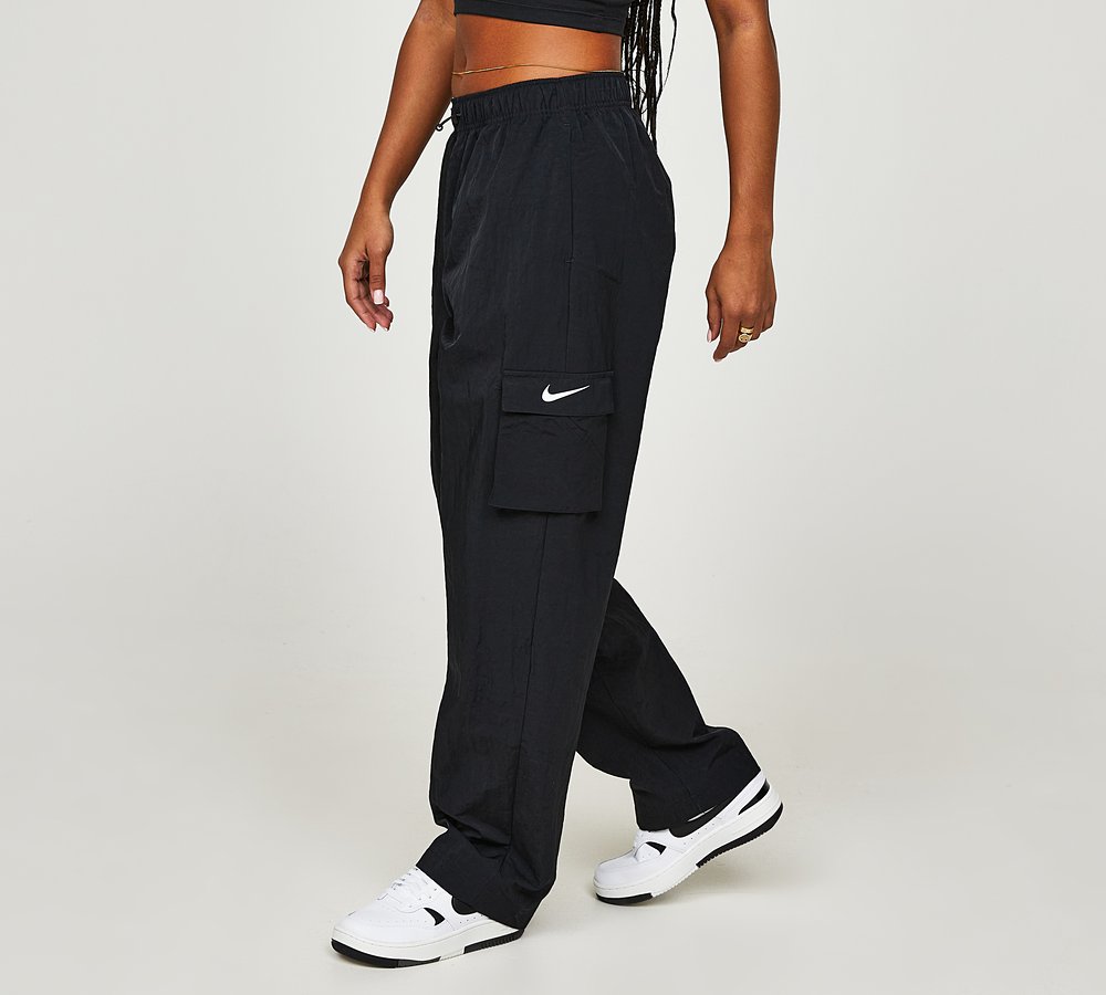 Nike Womens Open Hem Woven Cargo Pant, Black