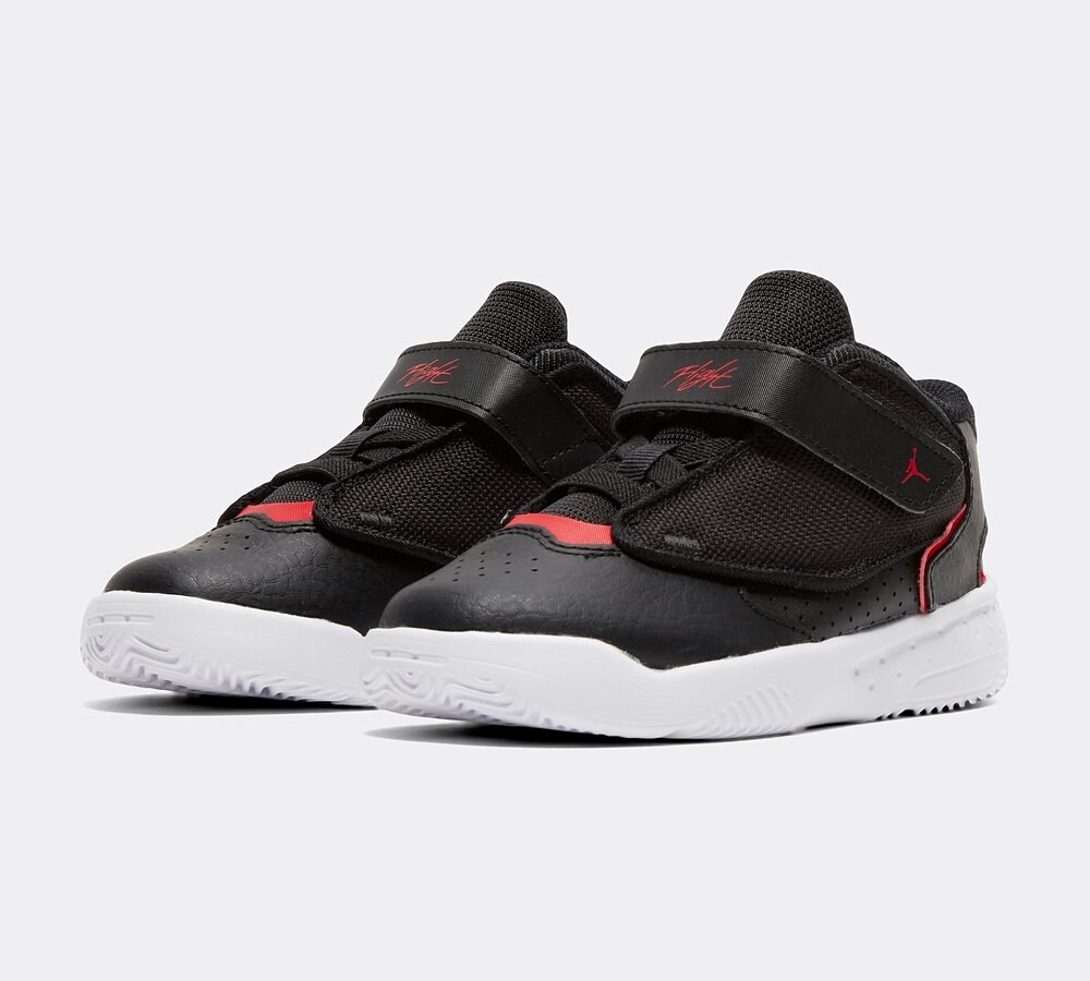 Footasylum jordan hot sale max aura