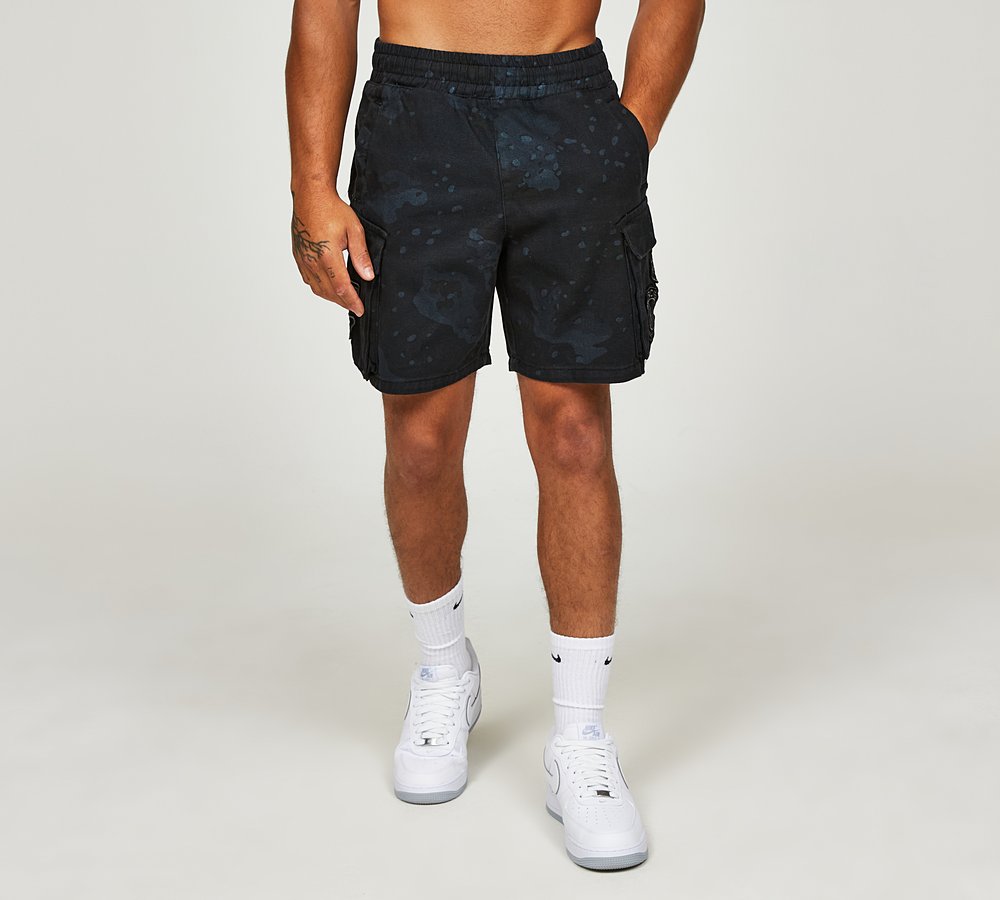 Nike camo cargo shorts top