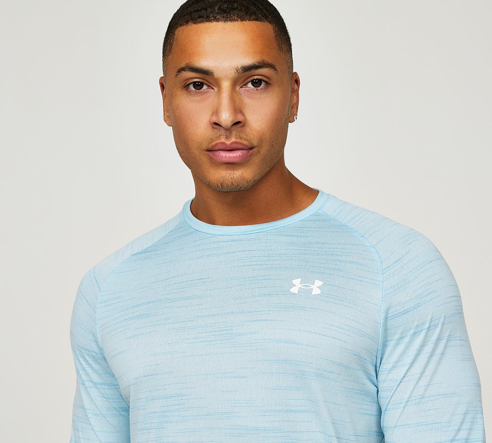 Baby blue under armour long sleeve deals