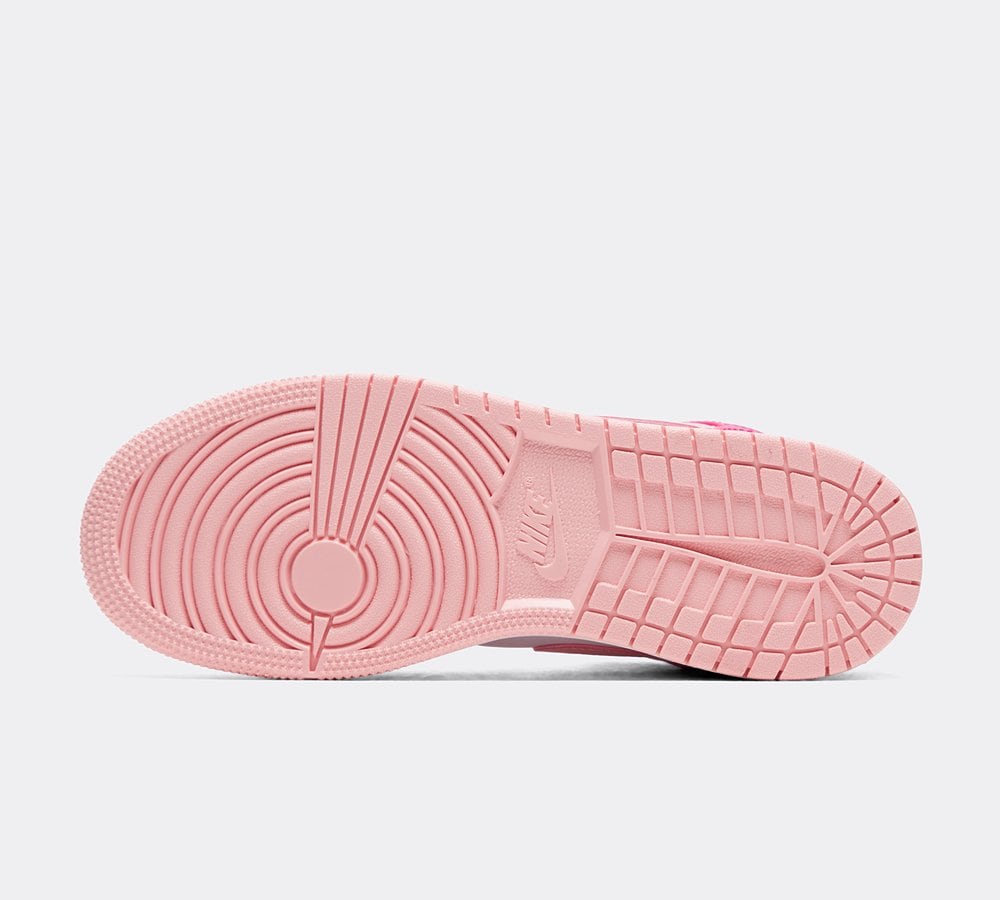 pink jordans footasylum