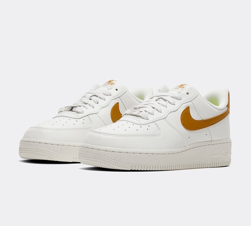 Nike Womens Air Force 1 07 SE Trainer Summit White Metallic Silver Bronzine Footasylum