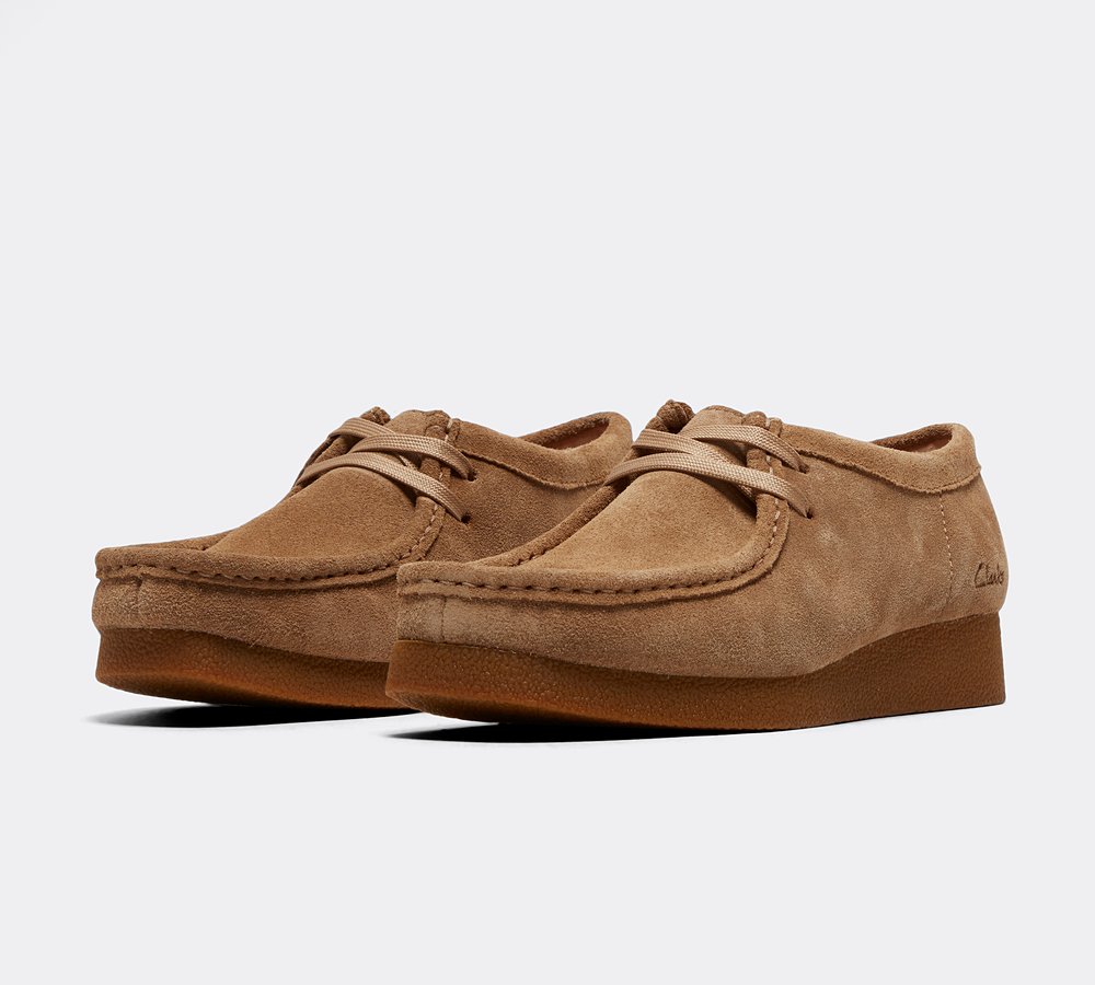 Clarks women's wallabee best sale shoe