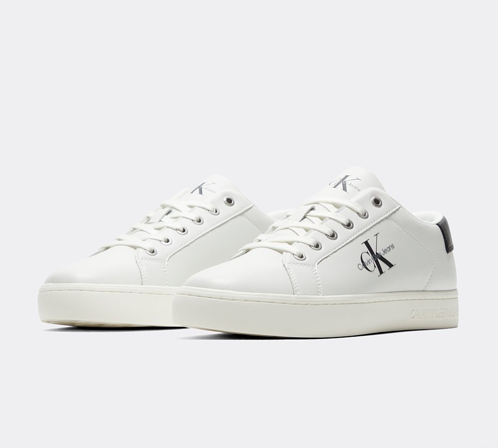 Calvin klein trainers footasylum hot sale