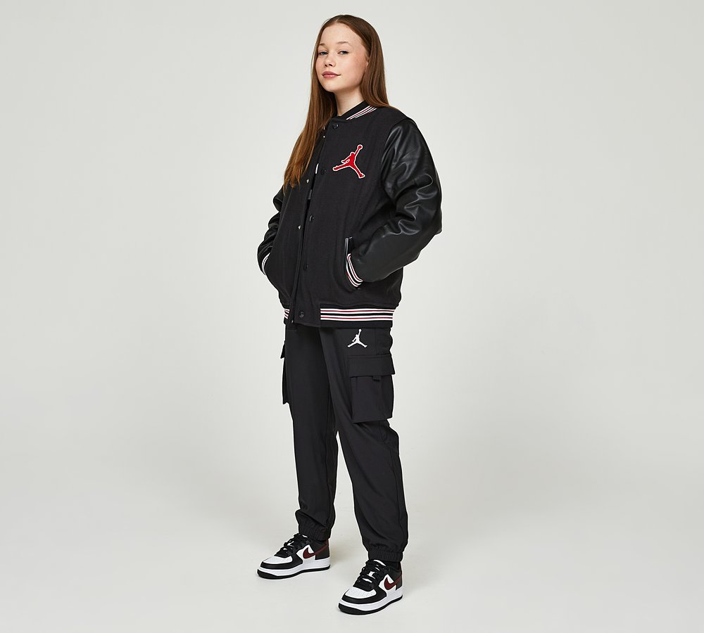 Jordan varsity on sale sweatpants
