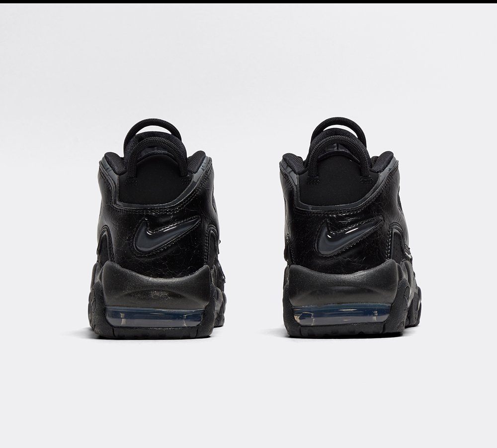 Nike uptempo triple black hotsell
