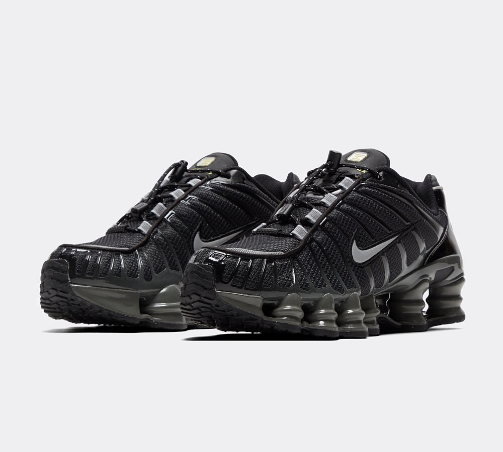Nike best sale shox footasylum