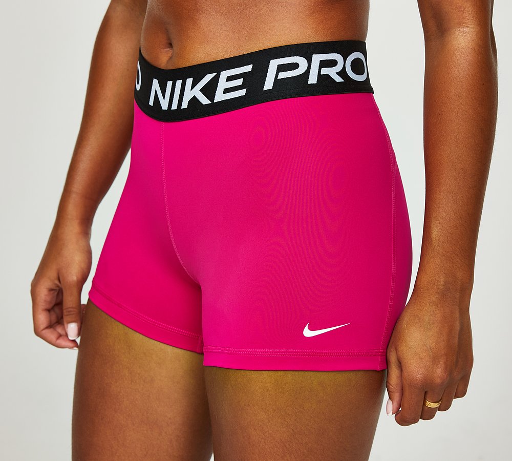 Nike pro sales shorts foot locker