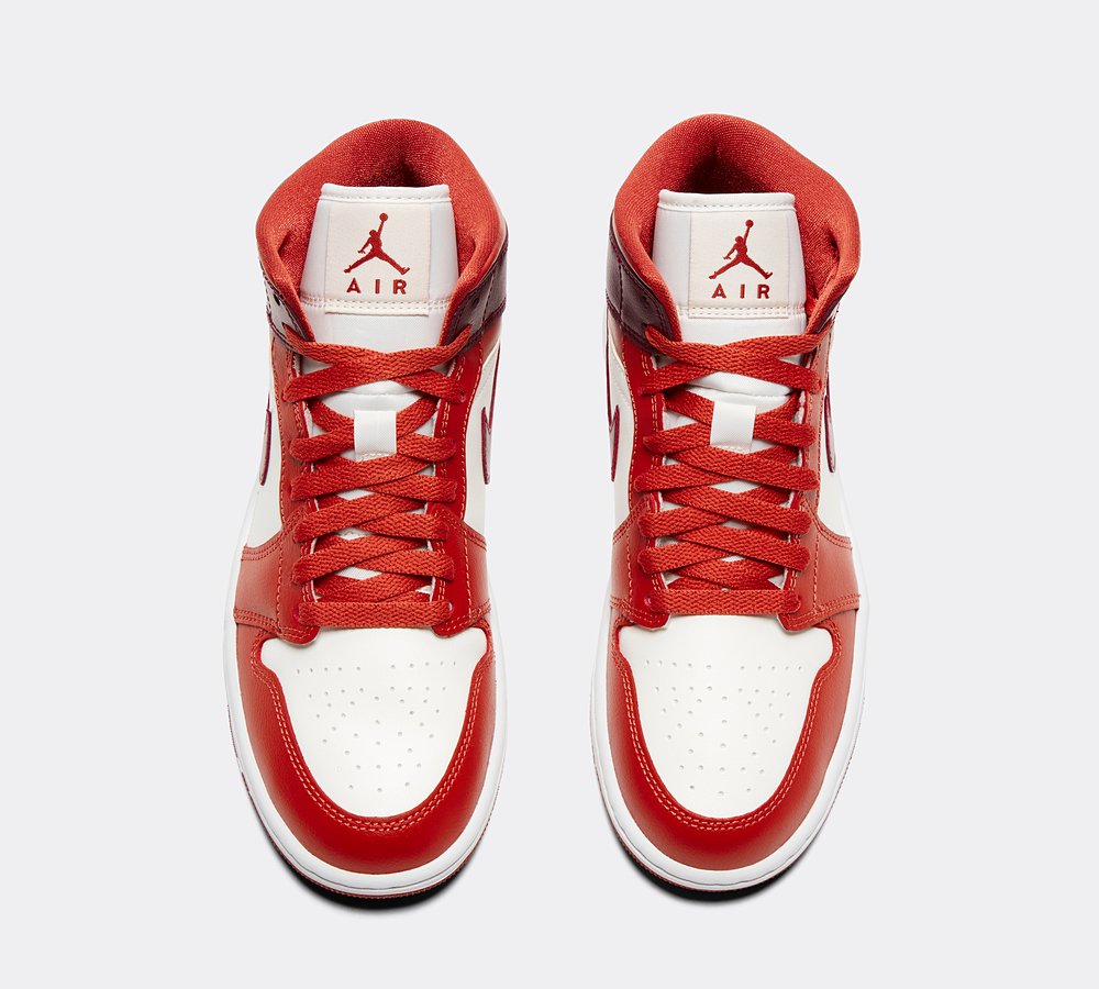 nike air jordan 1 peach