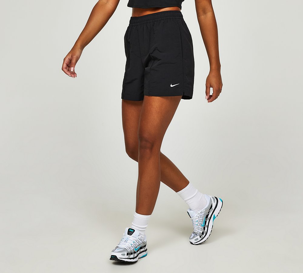 Nike women's woven shorts hotsell