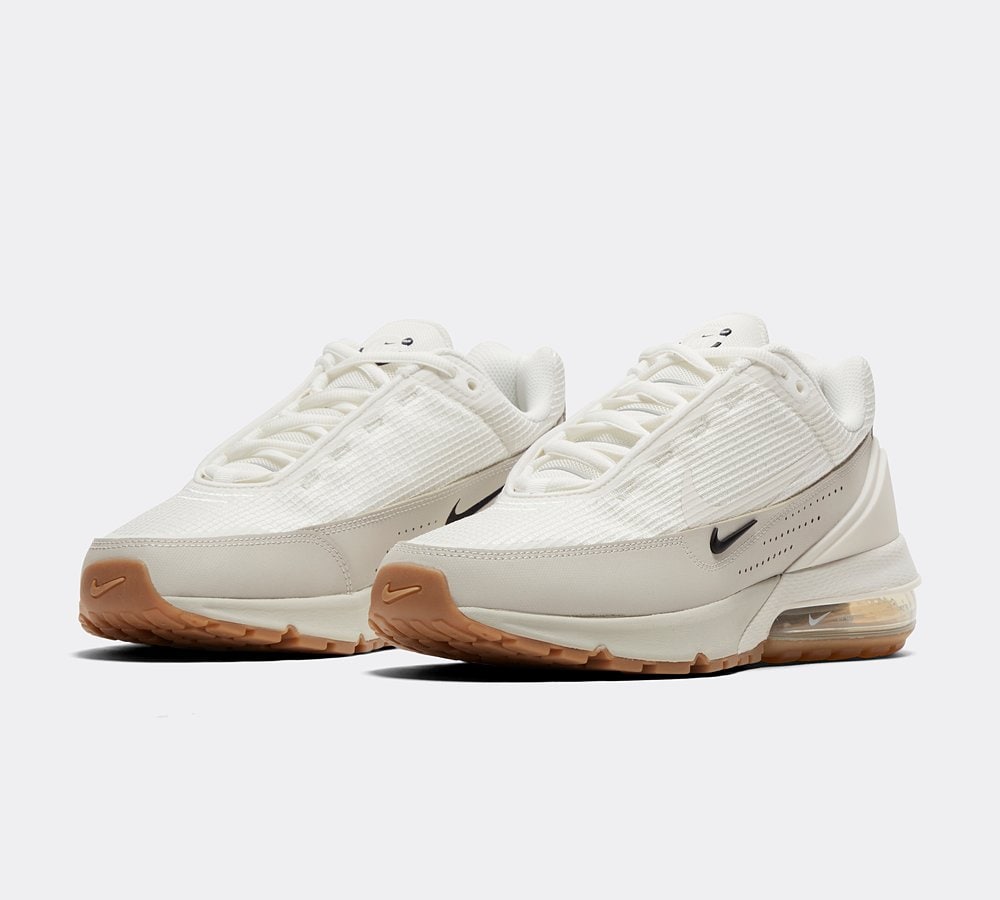 Footasylum sale womens trainers deals