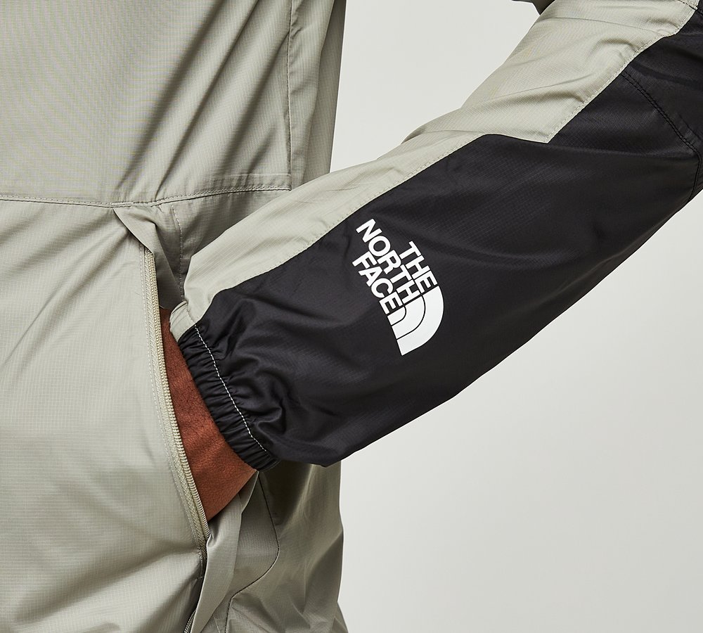 The North Face Seasonal Mountain Jacket Clay Grey Footasylum