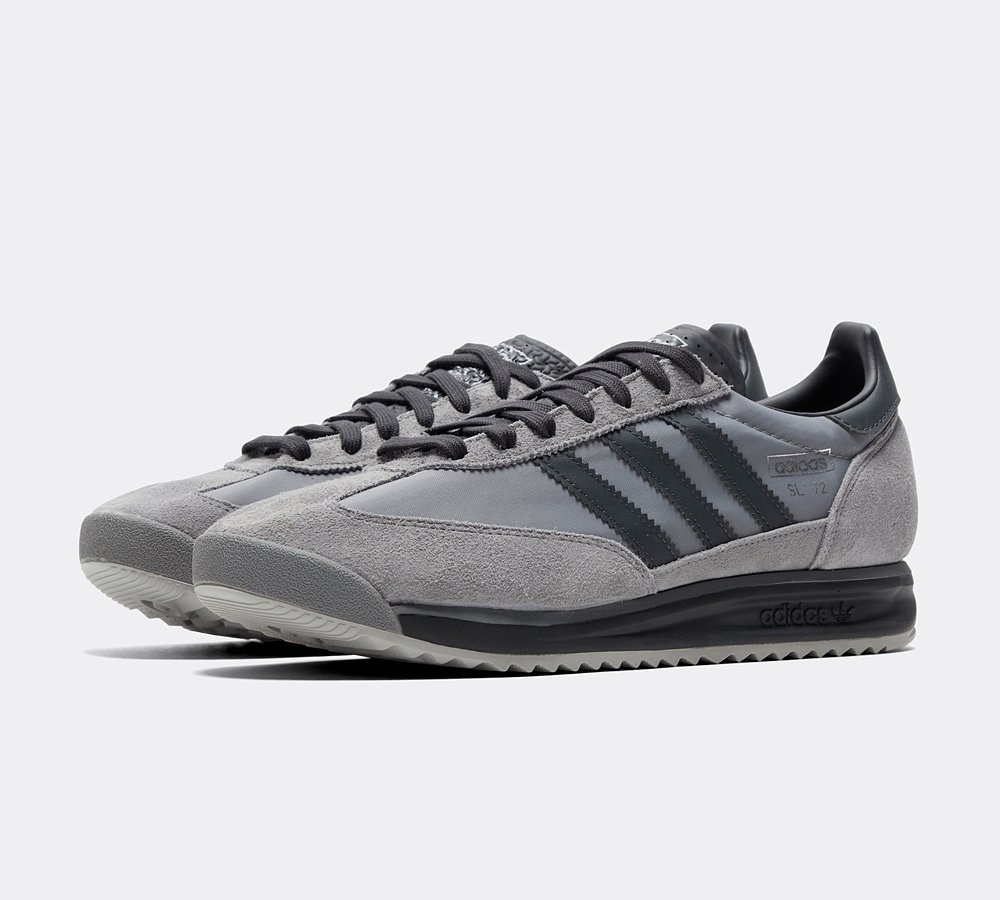 Nike 72 footasylum hotsell