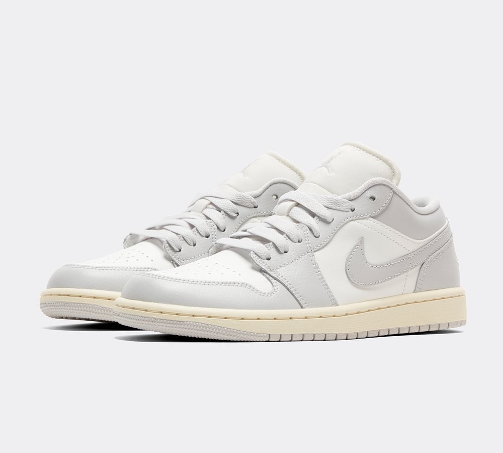 air jordan 1 light smoke grey women