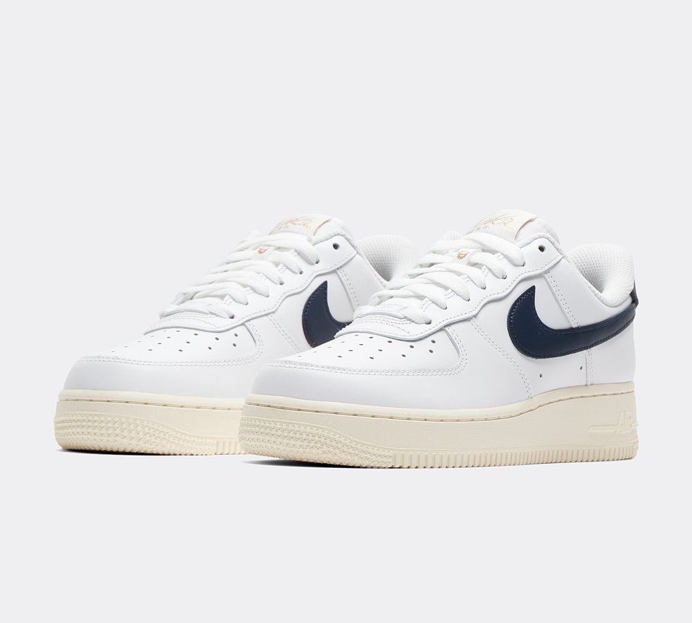 Nike Womens Air Force '07 FlyEase Trainer White Obsidian