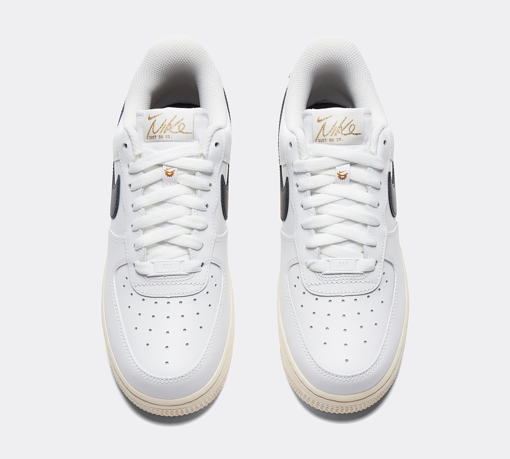 Pale Ivory Air Force Premium Nike Womens Air Force '07 FlyEase