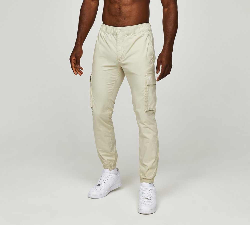 Calvin Klein Jeans Men's Beige Skinny Washed Cargo Pant - Medium