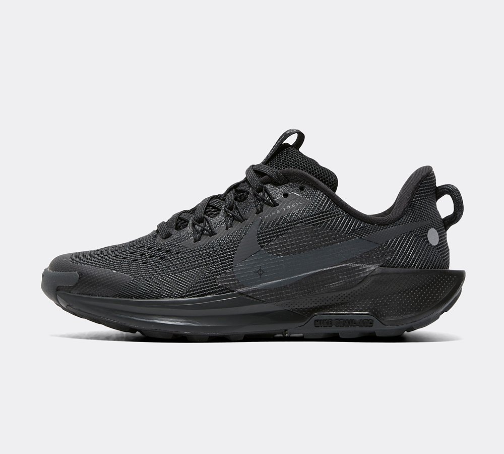 Nike trainers footasylum discount