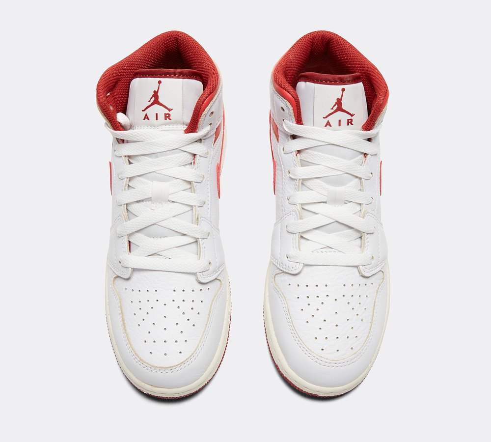 Shoes Nike White Air Jordan Mid Junior Jordan Sneakers Junior Online