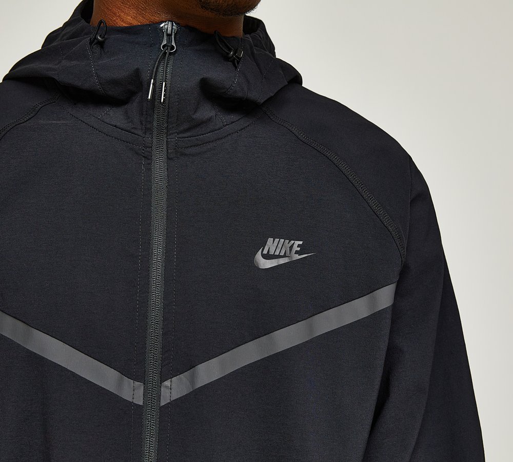 Nike windbreaker tech fleece sales