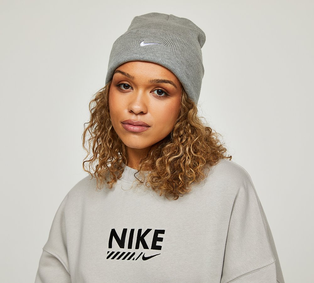 Nike womens beanie deals
