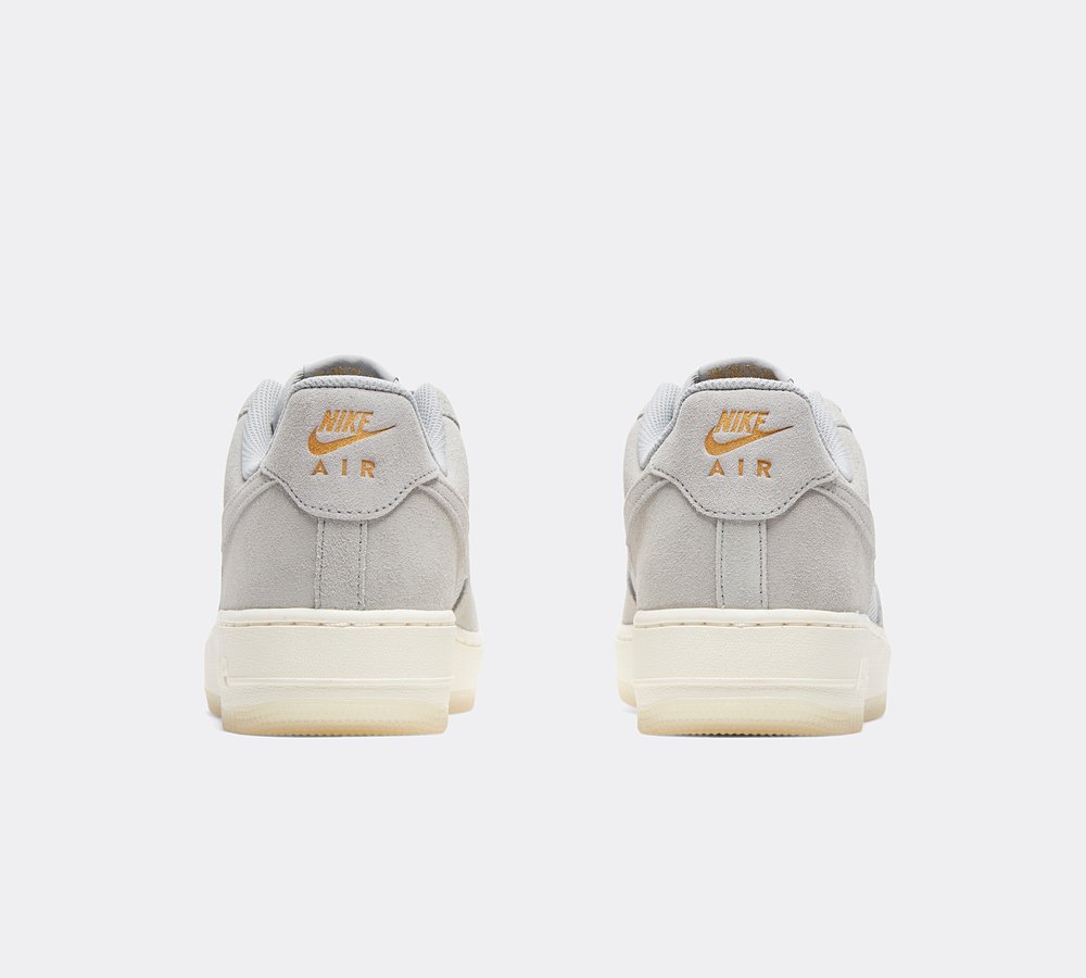 Nike Air Force 1 '07 LV8 Trainer | Light Smoke Grey / Light