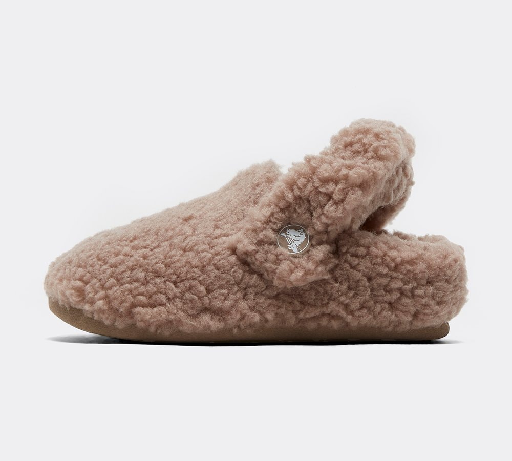 Crocs Nursery Cozzzy Clog Slipper Beige, Kids size: 9, FootAsylum