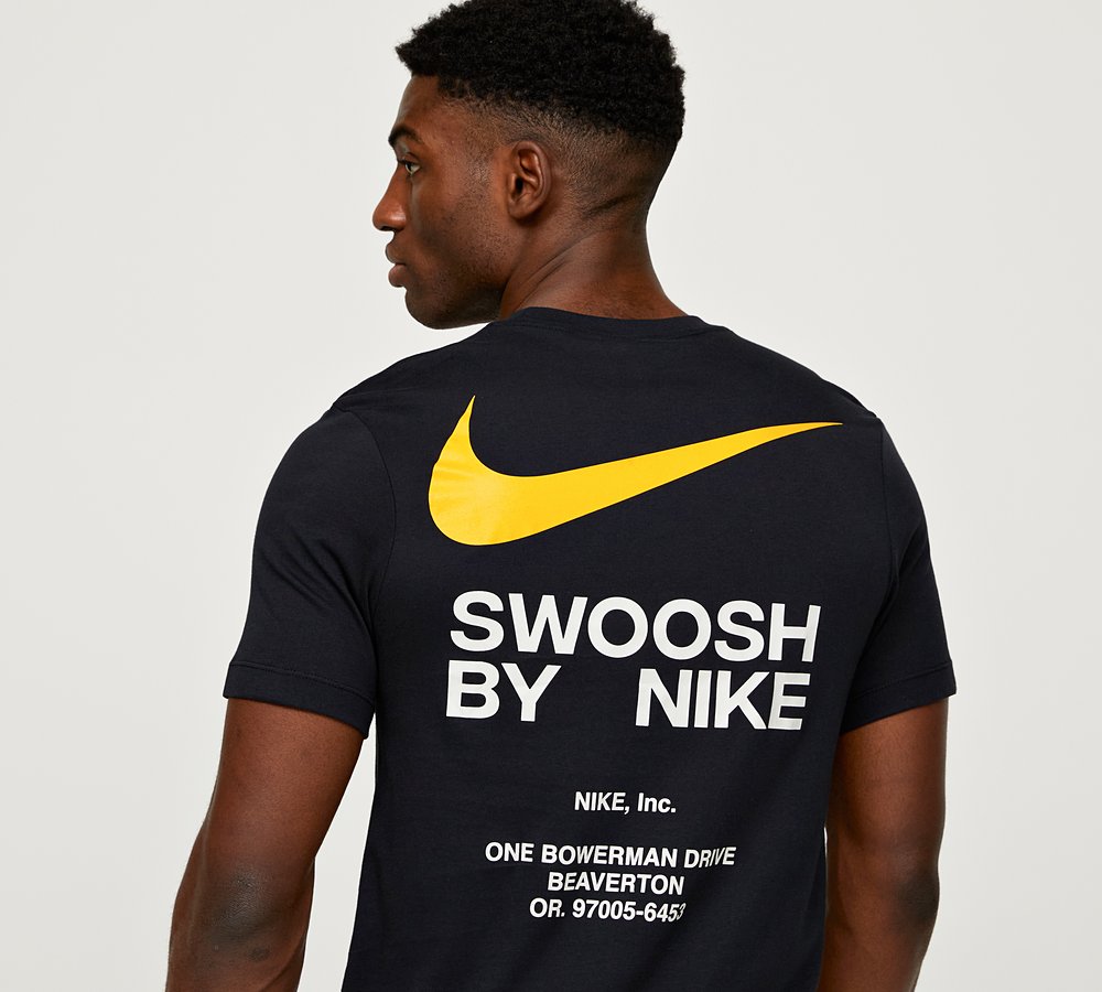 Nike Athletics Regular T-Shirt | Black | Footasylum