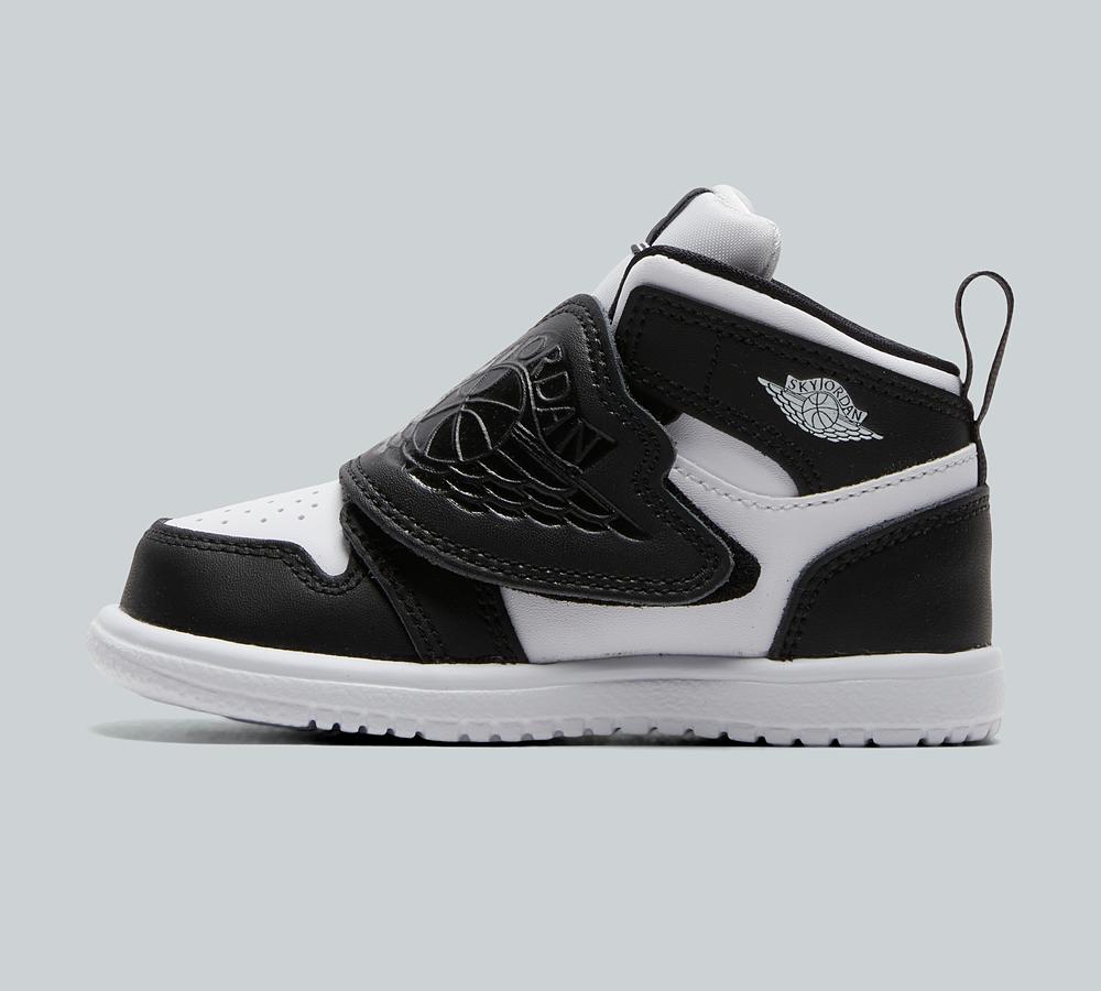 Jordan Nursery Sky 1 Trainer Black, Kids size: 3.5, FootAsylum