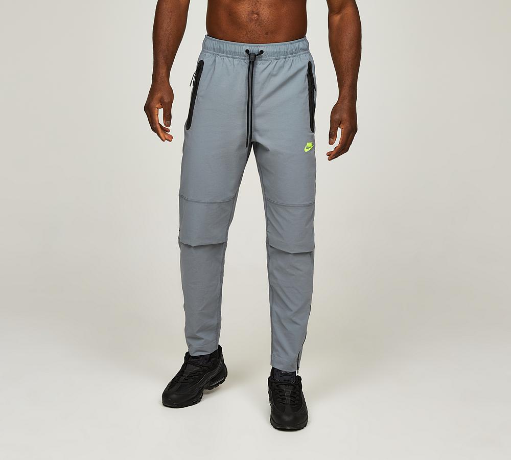 NIKE TECH WOVEN OPEN HEM PANT ロングパンツ Nike Tech Men's Woven Open-Hem Pants. Nike JP