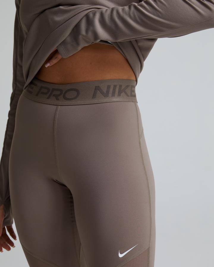 nude nike leggings