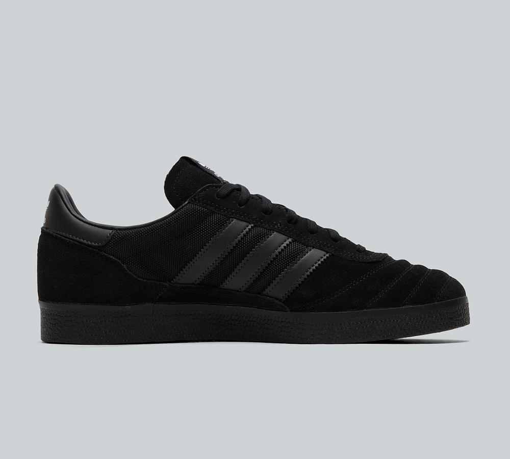 adidas gazelle carbon