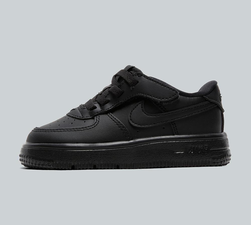 Nike Nursery Air Force 1 Low Easy On Trainer Black, Kids size: 4.5, FootAsylum