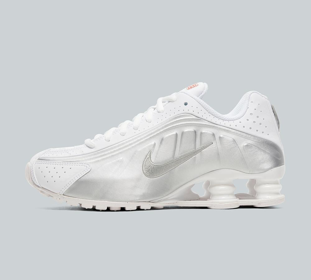 Nike Junior Shox R4 Trainer White White Metallic Silver
