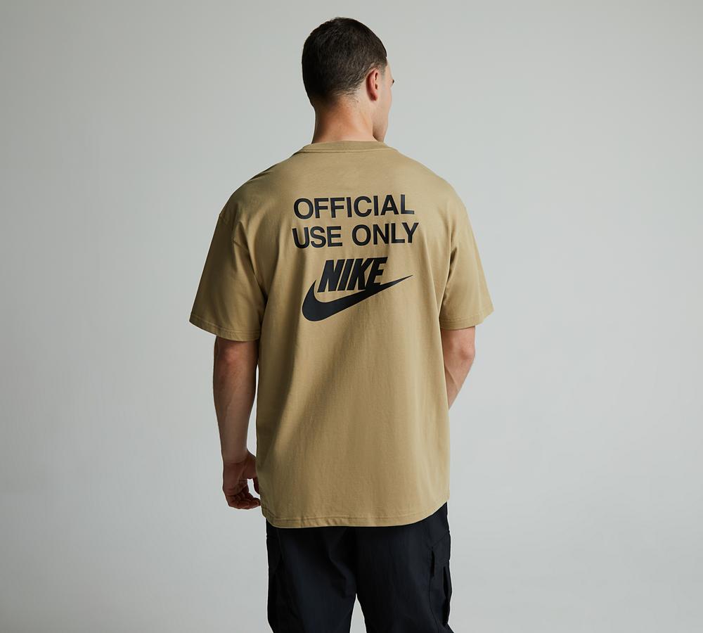 ★ Nike★ Sportswear Athletics T-shirt M Parachute Beige Sa Nike Sportswear Premium Essential T-Shirt / Parachute Beige