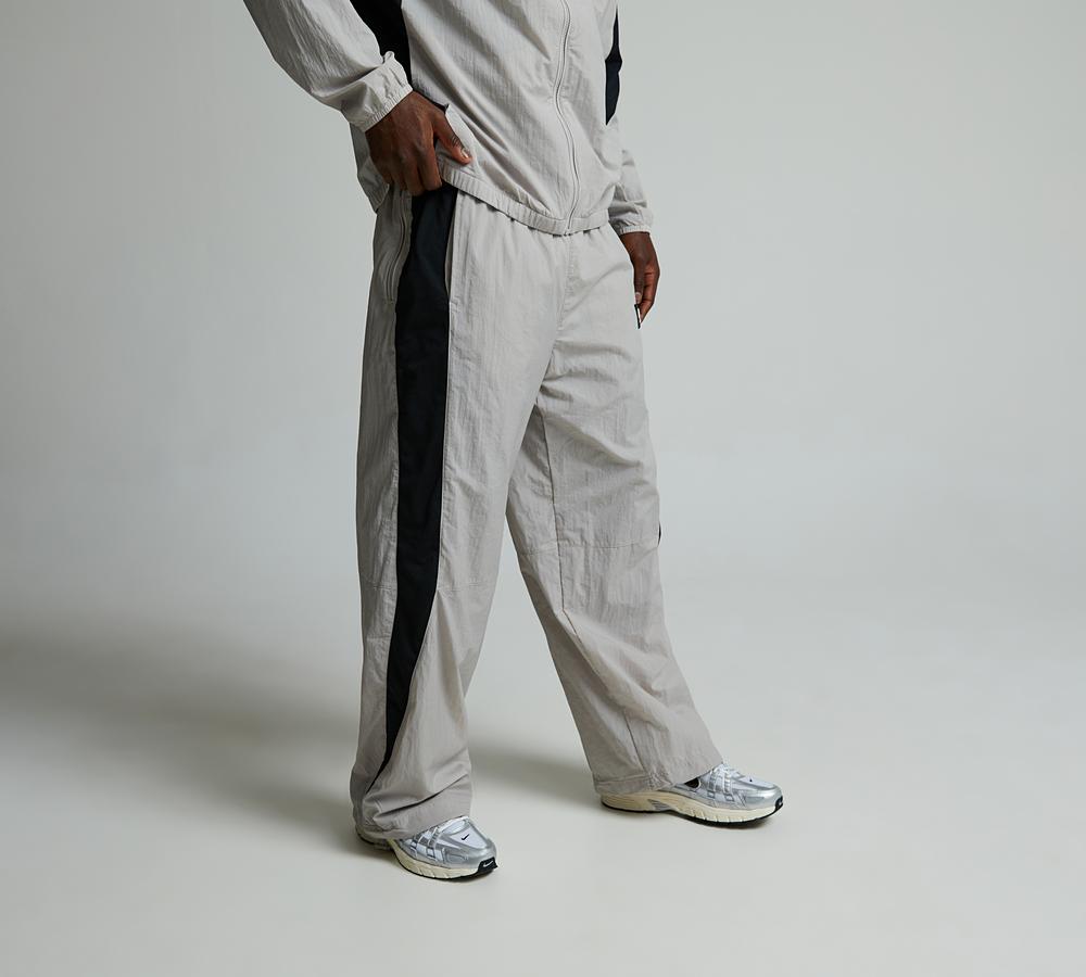 nike air 1551 pants