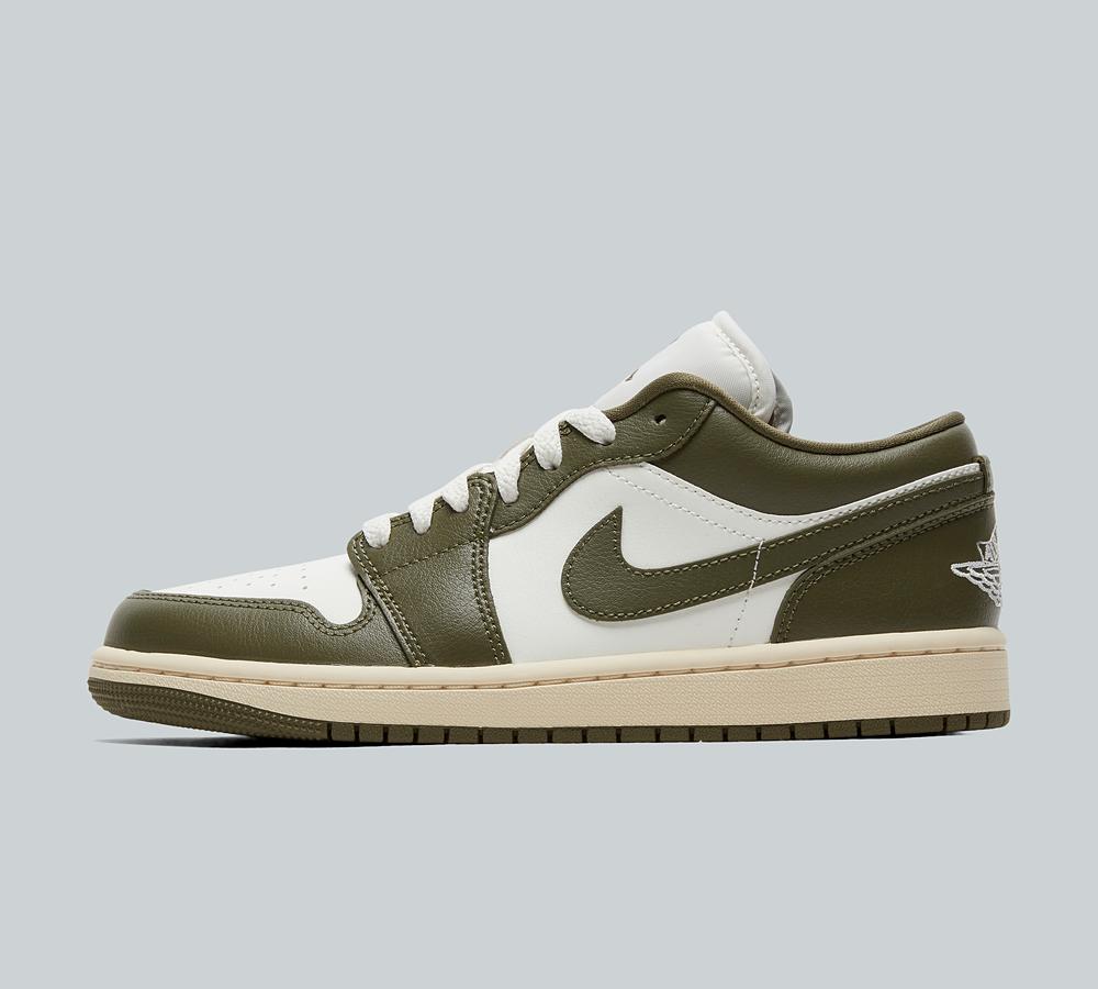 Jordan Womens Air 1 Low Trainer White, Women's size: 3, FootAsylum