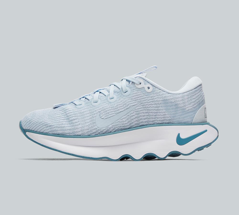 baby blue nike running shoes