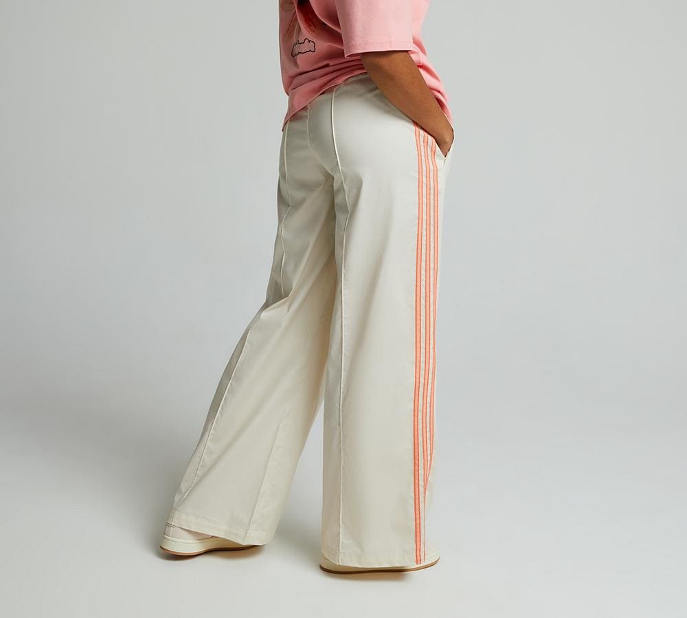 【ADIDAS】Summer Glow Pants - Wonder White / KC0675 adidas Originals Women's Summer Glow Pants Wonder White